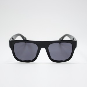 Очки Vans Squared Off Shades Black (VN0A7PR1BLK1)